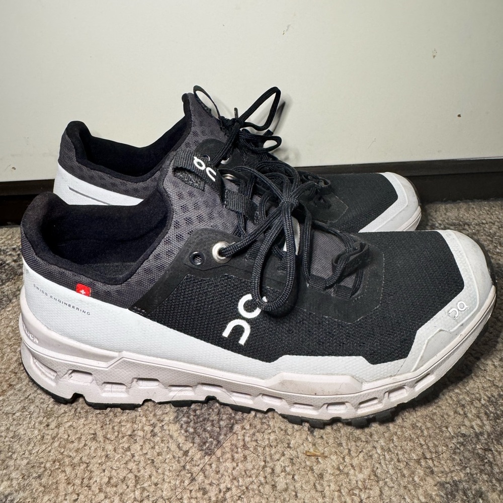 On Cloud Cloudultra Running Black and White Shoes with CloudTec Cushioning